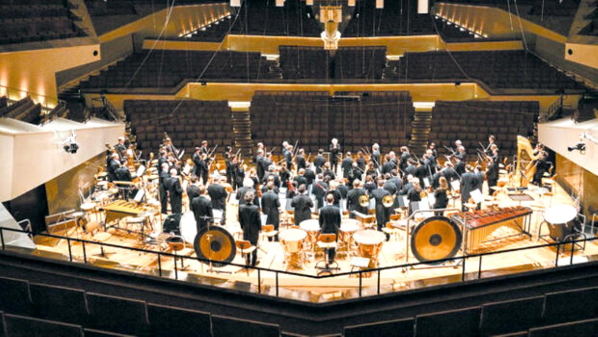 Berlin ve Viyana Filarmoni orkestralarının yeni yıl konserleri ekranda