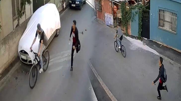 Bıçak tehdidiyle 3 çocuğun telefonunu gasbetti