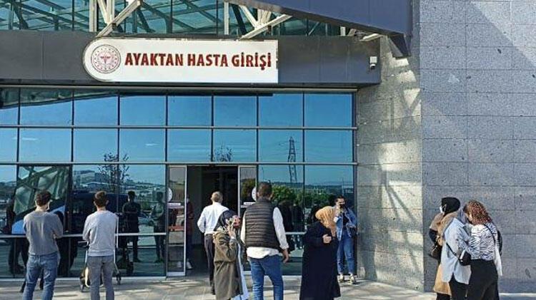 Bilecik’te 100'e yakın üniversiteli, yurtta yemek sonrası hastanelik oldu