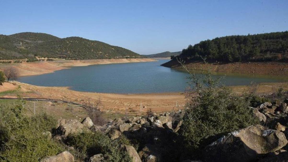 Bir ilçeye içme suyu sağlayan baraj alarm veriyor! Doluluk yüzde 6'ya düştü