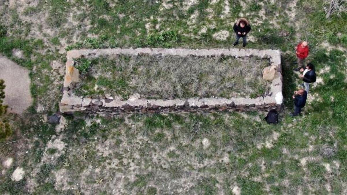 Bu mezarı görenler gözlerine inanamıyor! Hakkında anlatılanlar ise tüyler ürpertiyor