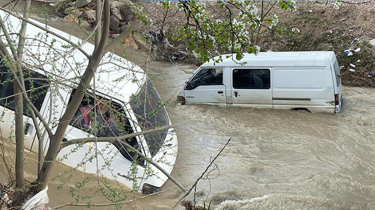 Bursa'da dereye uçan minibüste mahsur kaldı
