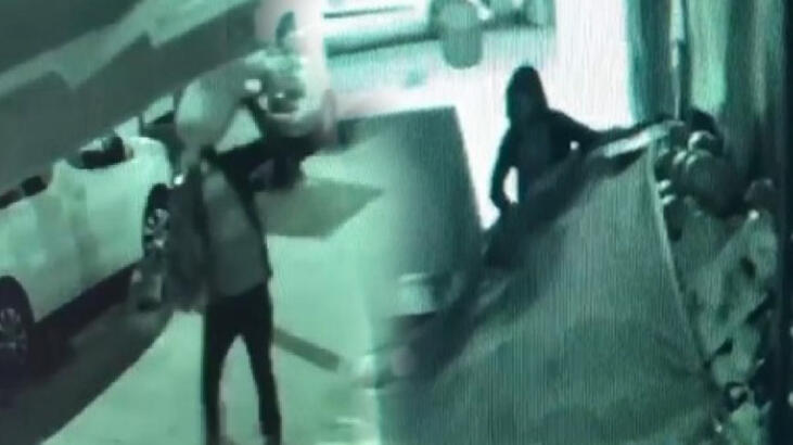 Çaldığı karpuzu beğenmeyince yere attı