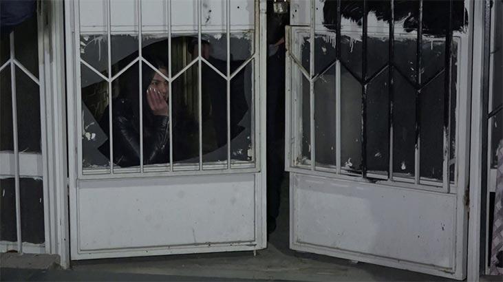 Çaresizce bekledi! Marketçi kapıyı kilitleyince olanlar oldu