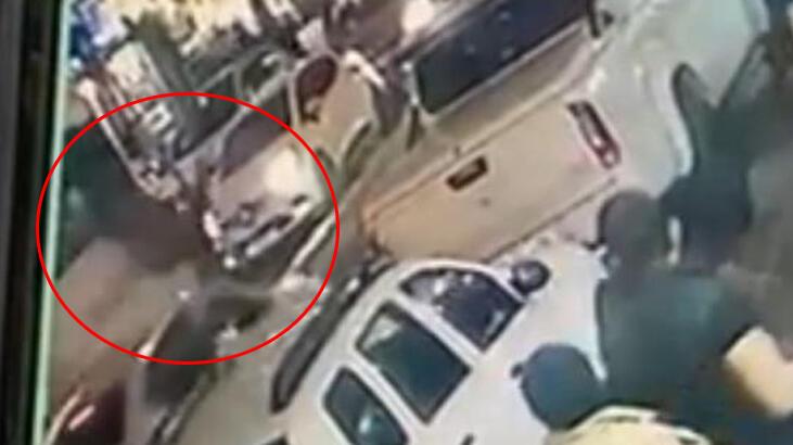 Çekmeköy’de otomobilin çarptığı yaya metrelerce havaya uçtu