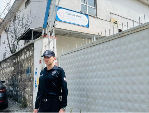 Çermik’te okul önlerinde güvenlik önlemleri arttırıldı