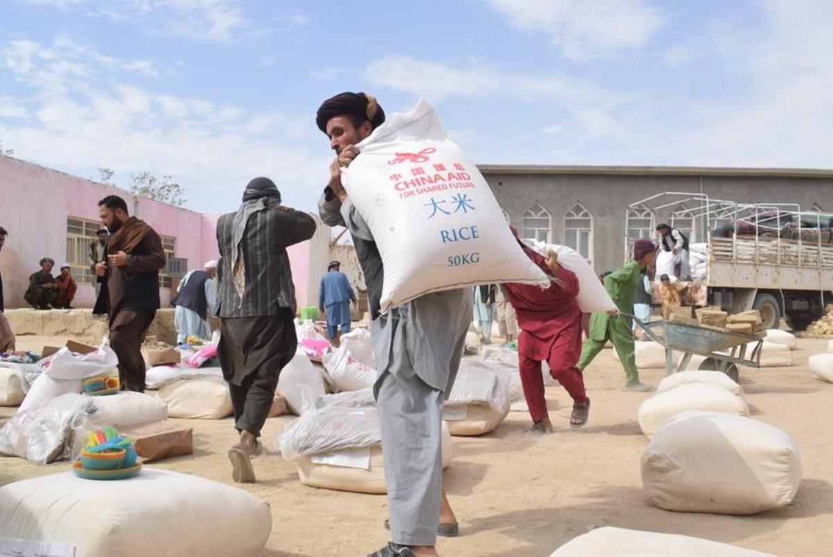 Çin ve Afganistan Dışişleri Bakanlarından İşbirliğini Güçlendirme ve Terörle Mücadele Sözü