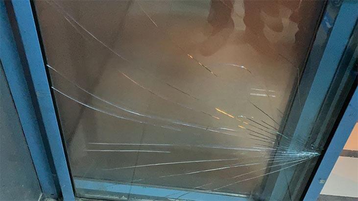 Çocuğun kolunu acıttı diyerek hemşirelere saldırdılar