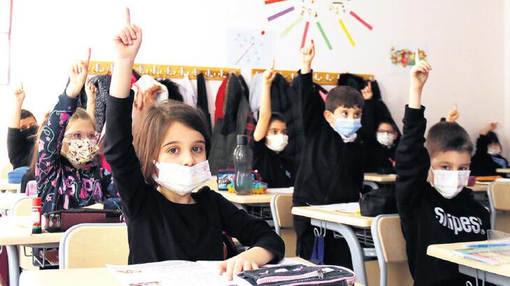 'Çocuklar virüs saldırısı altında'