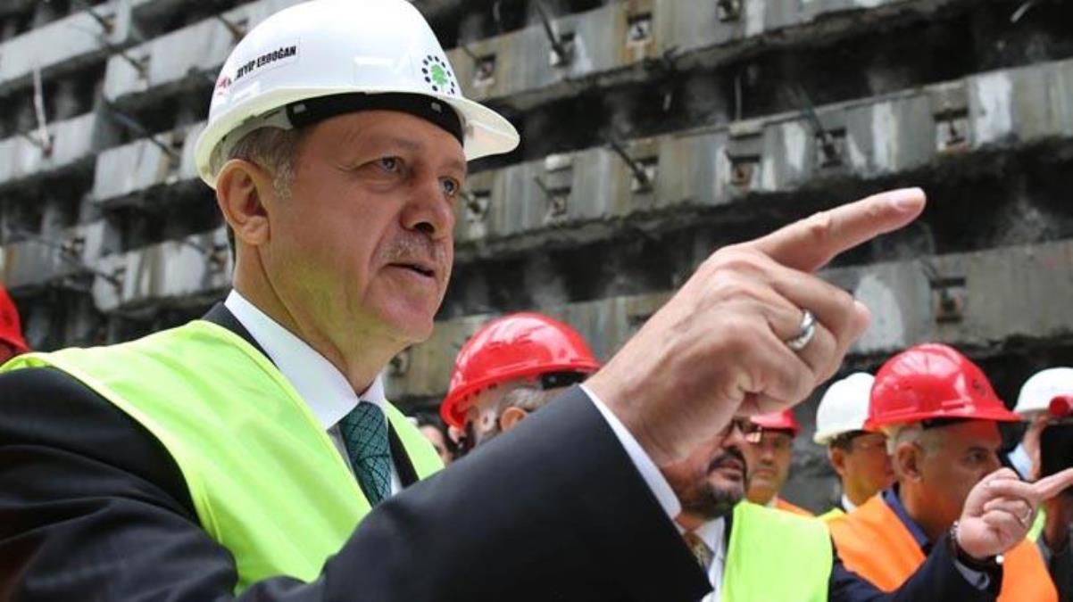 Cumhurbaşkanı Erdoğan'dan 1 Mayıs mesajı! Hem babasından hem eski mesleğinden örnek verdi