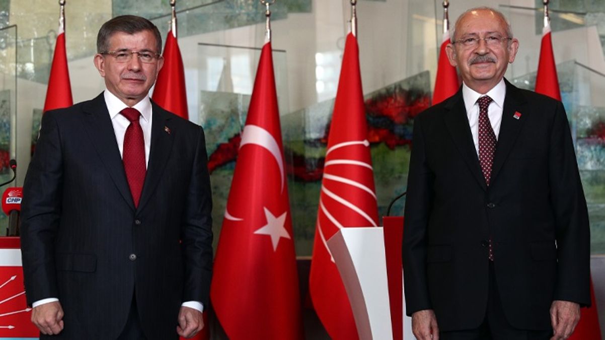 Davutoğlu'ndan 
