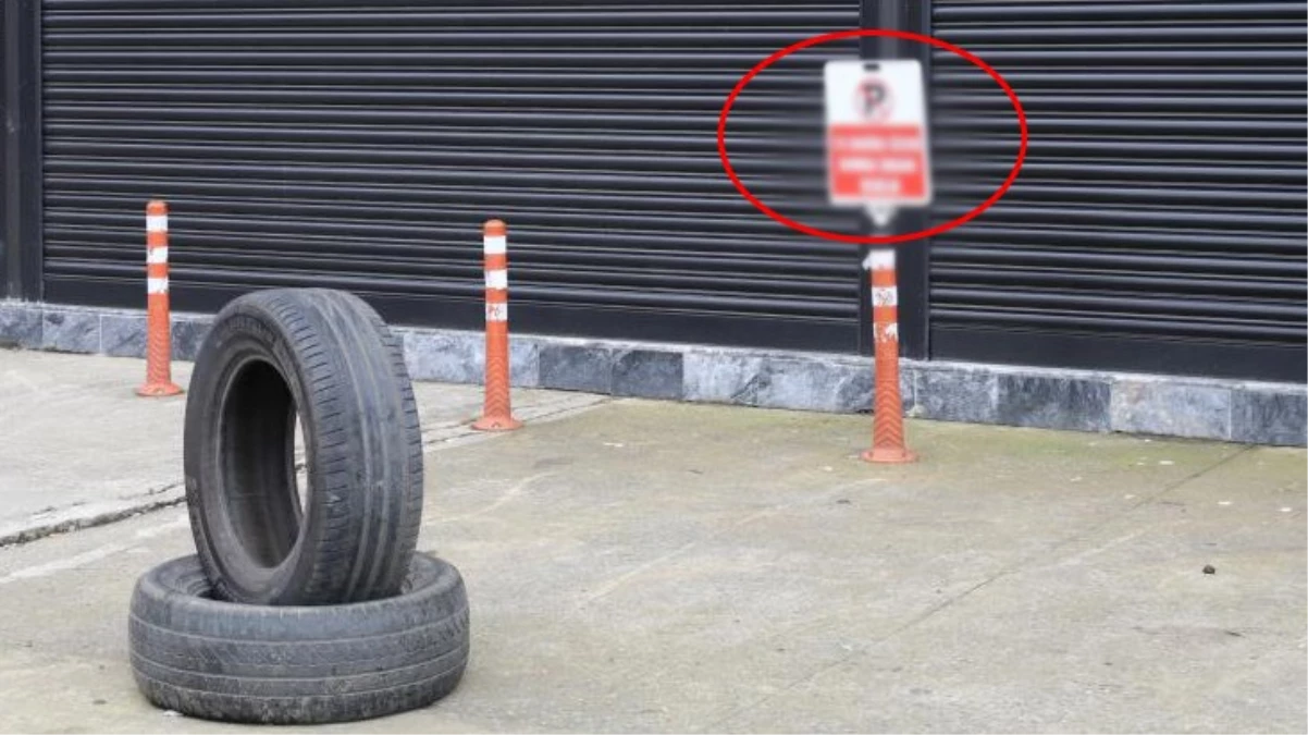 Depo önüne park eden araçlardan rahatsız olan Rizeli esnafın çözümü görenleri güldürdü