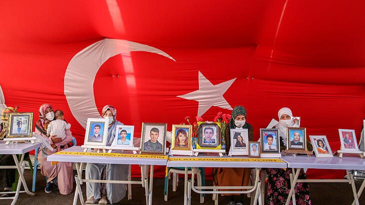 Diyarbakır anneleri evlatlarını terörün pençesinden kurtarmakta kararlı