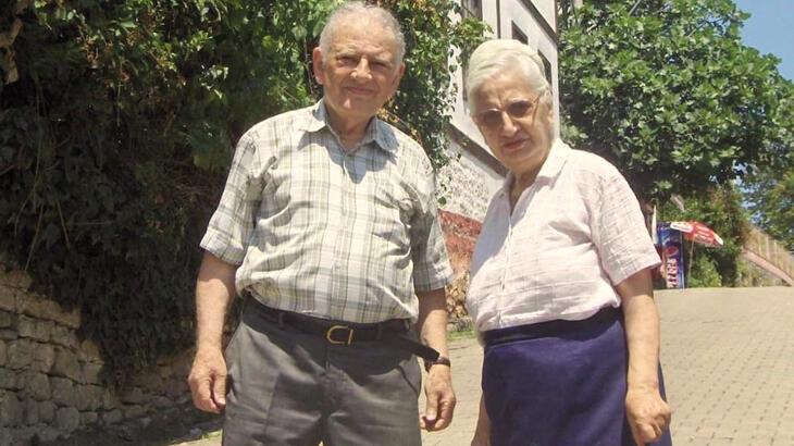 Doktor ve eczacı kardeşler, 1 gün arayla vefat etti