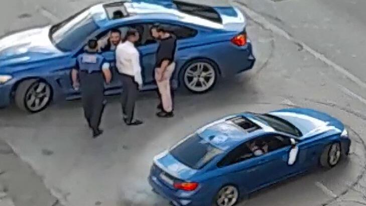 Düğün konvoyundaki magandalar yolu keserek drift yaptı