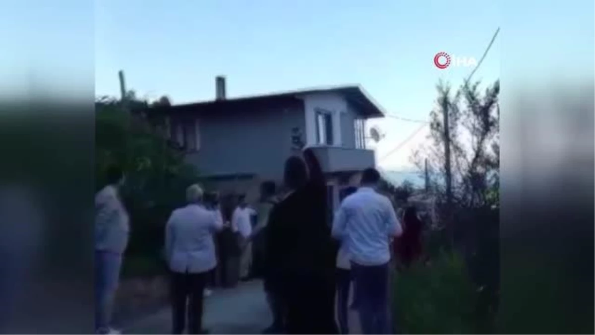 Düğünde pes dedirten görüntü! Gelin eline silahı aldı, havaya ateş etti