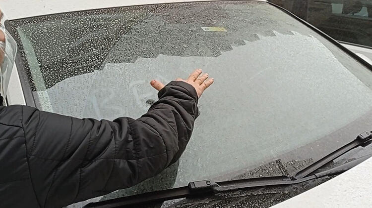 Edremit Körfezi’ne çamur yağdı! Sürücüler şaşkınlık yaşadı