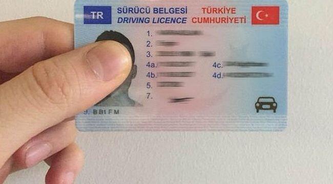 Ehliyet Yenileme 2022: Ehliyet Yenileme için Gerekli Evraklar, Değiştirme Ücreti ve Randevusu - Eski Sürücü Belgesi Yenileme İçin Son Tarih Ne Zaman?