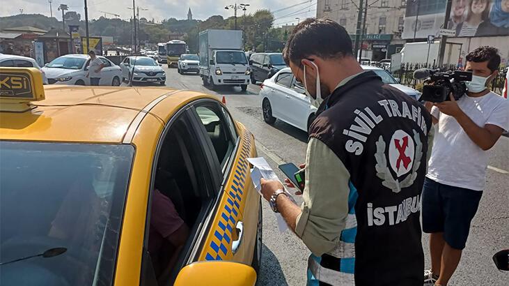 Eminönü'nde kurallara uymayan taksicilere ceza yağdı