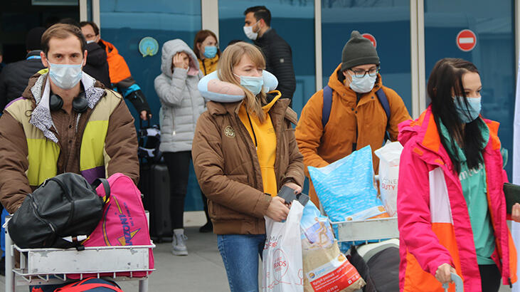 Erciyes'e sezonun ilk turist kafilesi geldi