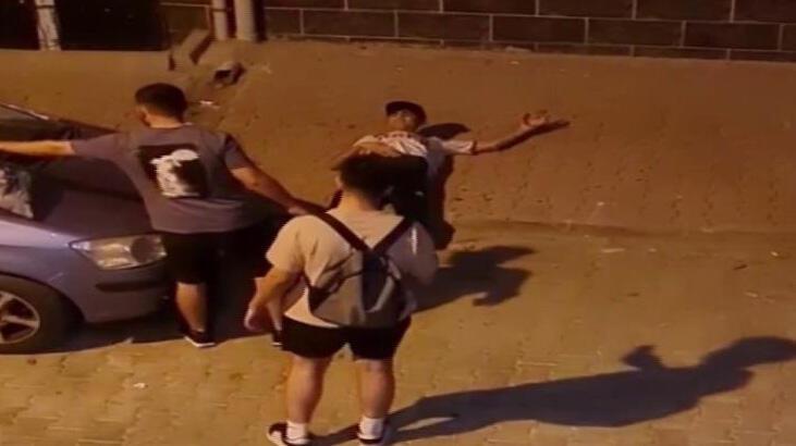 Esenyurt’ta silahlar konuştu! 2 genç kurşun yağmuruna tutuldu