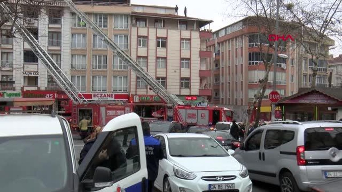 ESENYURT'TA YANGINDA APARTMAN BOŞLUĞUNA DÜŞEN İTFAİYE ERİ YARALANDI