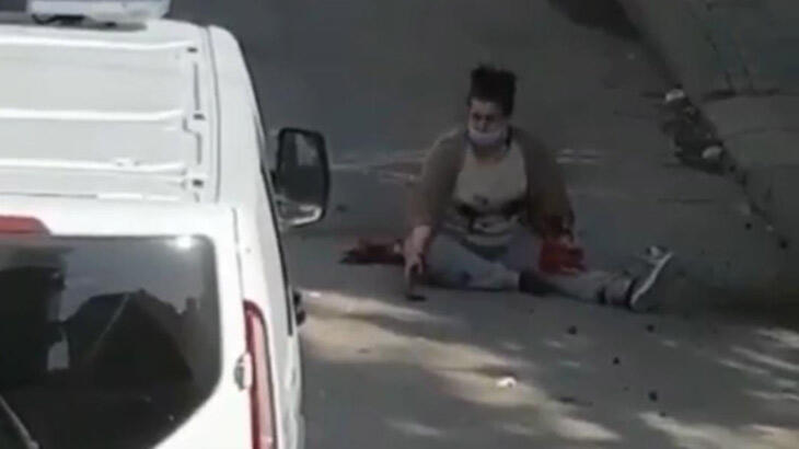 Eski eşi tarafından sokak ortasında bıçaklanan kadın ağır yaralandı