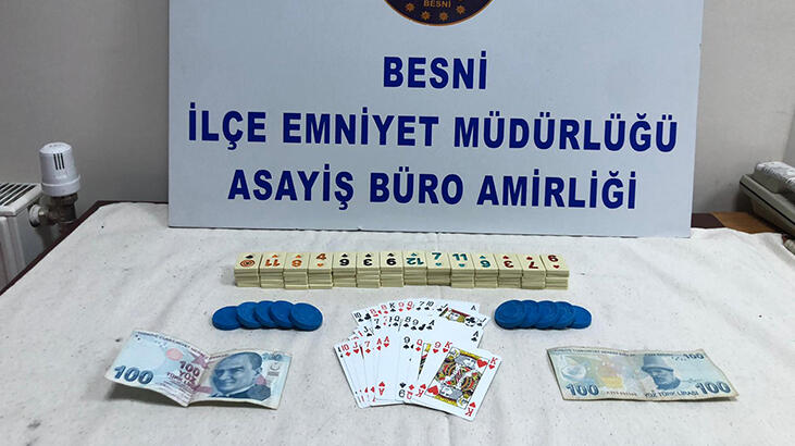 Evde kumar oynayan 9 kişiye para cezası
