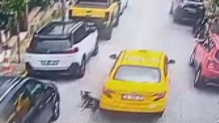 Eyüpsultan’da taksicinin üzerinden geçtiği köpek öldü