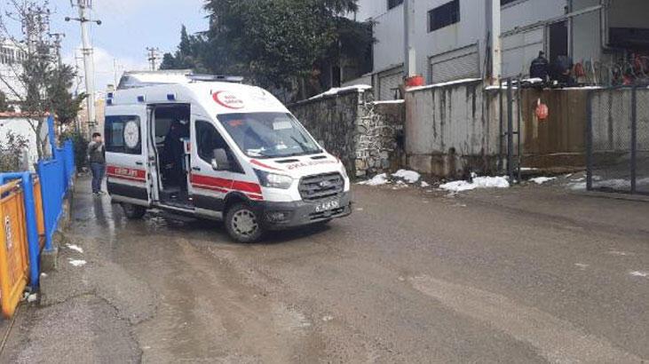 Fabrikada döküm sırasında parlama: 3 işçi hastanelik oldu