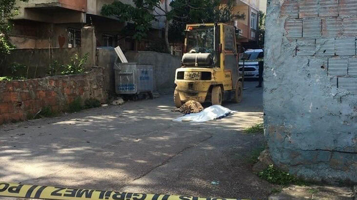Feci ölüm! 6 yaşındaki çocuk forkliftin altında kaldı
