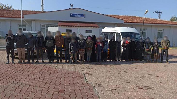 Gaziantep'te 27 kaçak göçmen ile 5 organizatör yakalandı