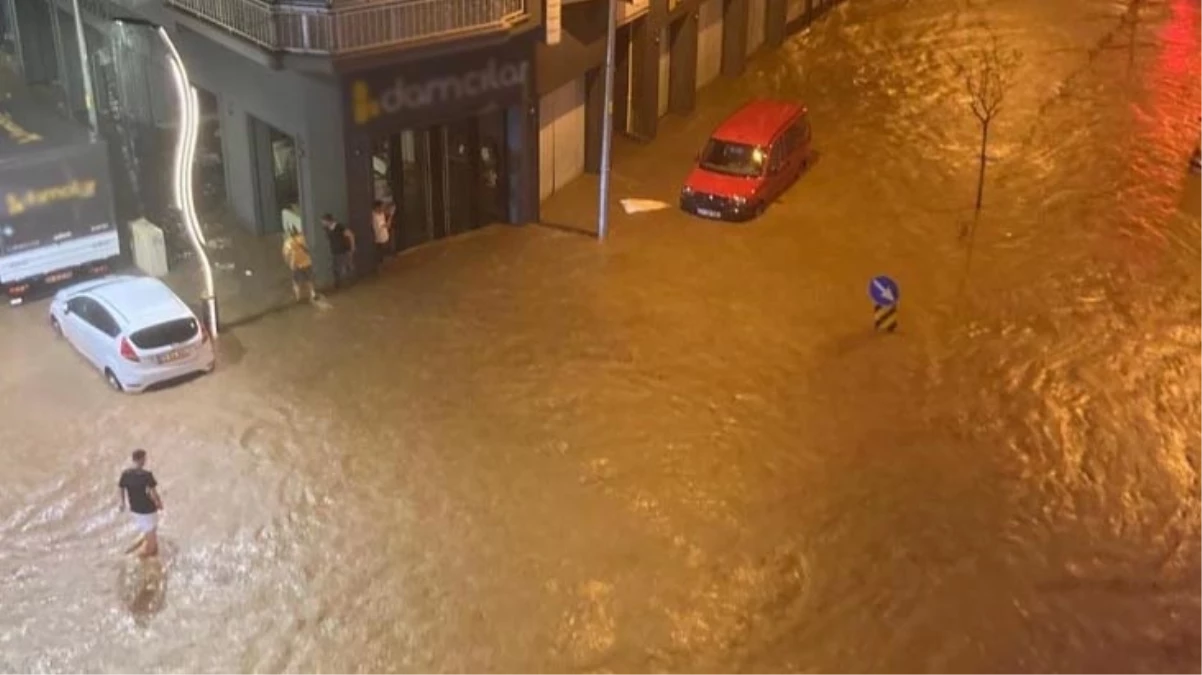 Giresun'da şiddetli sağanak sonrası ev ve iş yerlerini su bastı