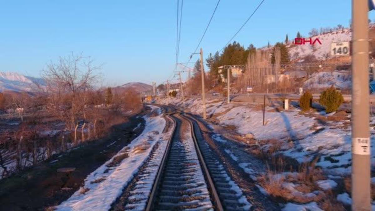 GÖLBAŞI'NDA YAMULAN TREN RAYLARI HAVADAN GÖRÜNTÜLENDİ