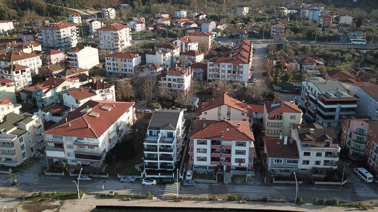 Hasta ziyaretine giden aynı aileden 30 kişinin testi pozitif çıktı!