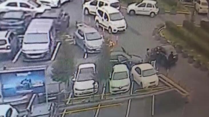 İBB Gençlik ve Spor Müdürünün yol verme kavgası kamerada