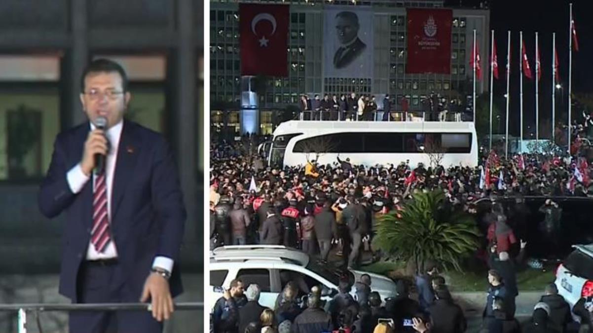İmamoğlu Saraçhane'de kürsüye çıktı, alandaki kalabalığın 