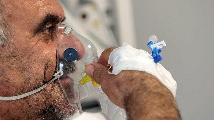 İngiltere'de mutasyona uğrayan virüsün adı belli oldu! Aşı çalışmalarını etkileyecek mi?