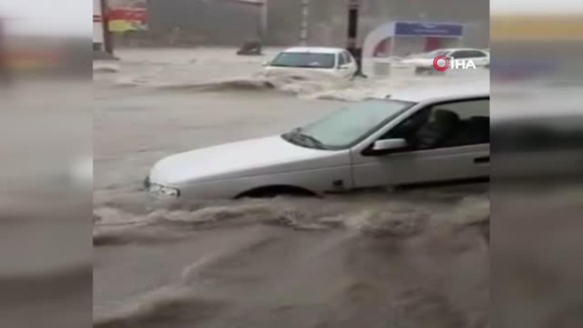 İran'da sel: 7 ölü