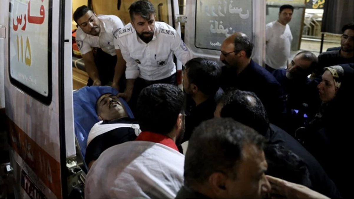 İran'ın Şiraz kentinde Şah Çerağ Türbesi'ne silahlı saldırı: 4 ölü, 8 yaralı