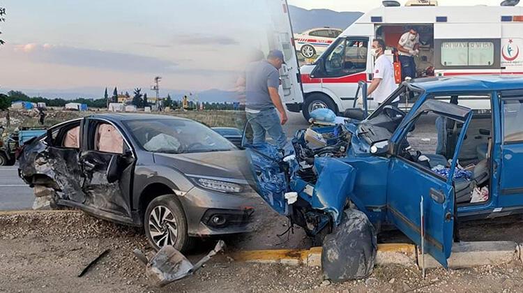 Isparta'da otomobiller çarpıştı! Çok sayıda yaralı var