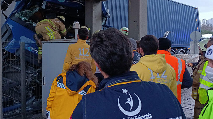 İstanbul'da bu sabah trafiği durduran kaza