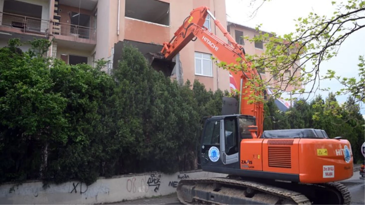 İstanbul'da deprem gerçeğini unutmayan birileri var! 5 bin kişinin yaşadığı sitelerde dönüşüm başladı