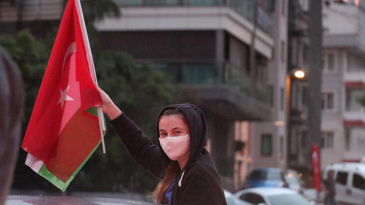 İstanbul'da Kudüs'e destek konvoyu! İsrail'i protesto ettiler