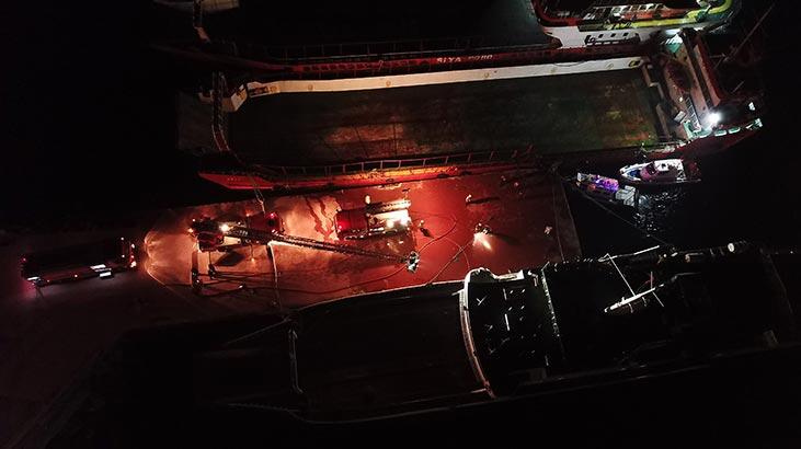 İstanbul'da sıcak dakikalar! Gemide yangın çıktı