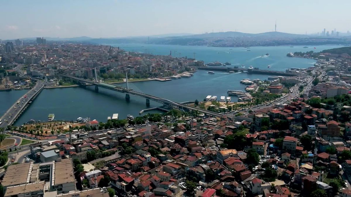 İstanbul'da Son Yılların En Kurak Dönemi Nedeniyle Yaşanan Ciddi Su Sıkıntısı Halkı Endişelendiriyor