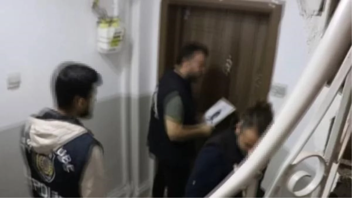 İstanbul'da Turistleri Dolandıran Suç Örgütüne Operasyon