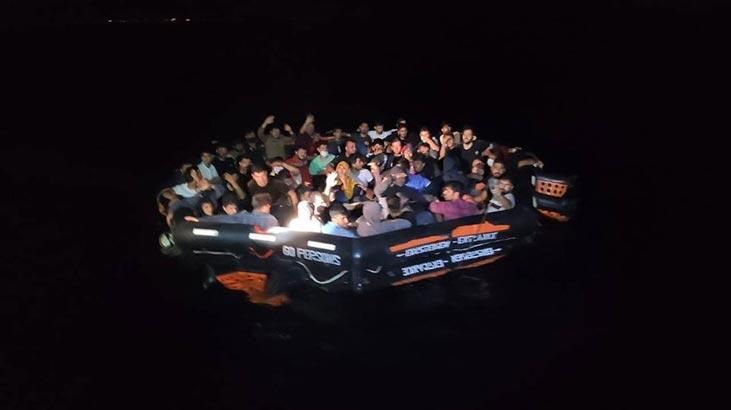 İzmir açıklarında 344 kaçak göçmen kurtarıldı
