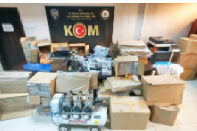 İzmir’de 5 milyon liralık dev kaçakçılık operasyonu: 15 şüpheliye adli işlem
