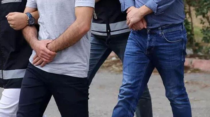 İzmir merkezli 10 ilde dolandırıcılık operasyonu